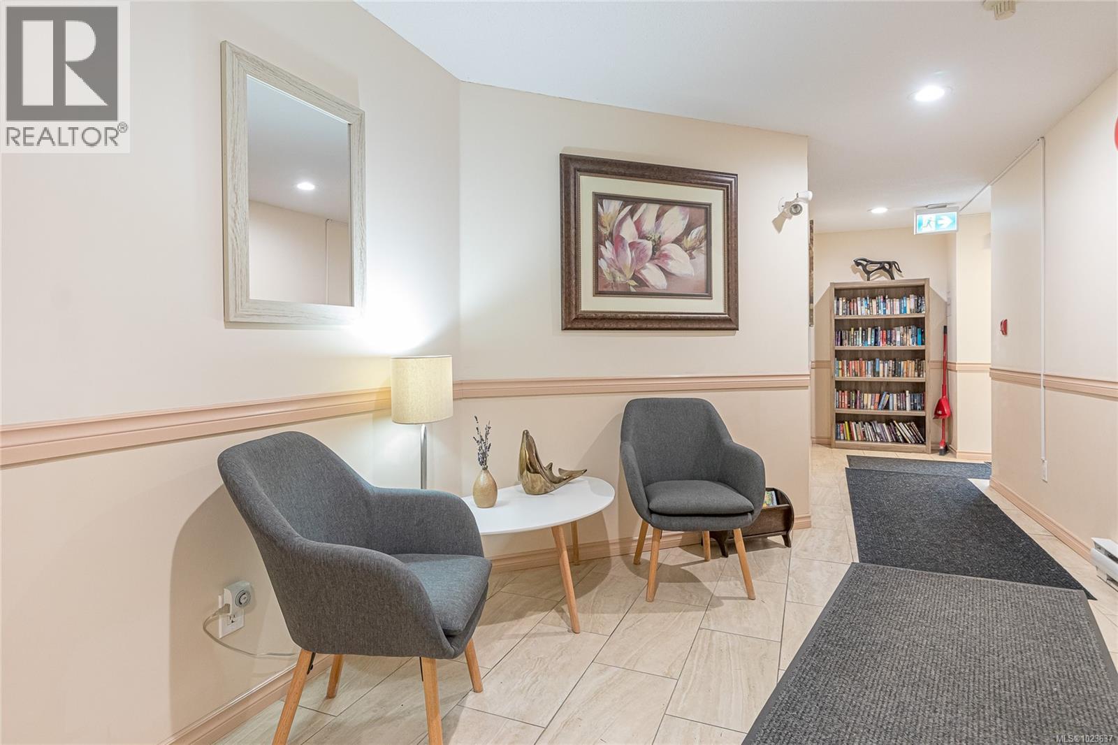 305B 3000 Oak St, Chemainus