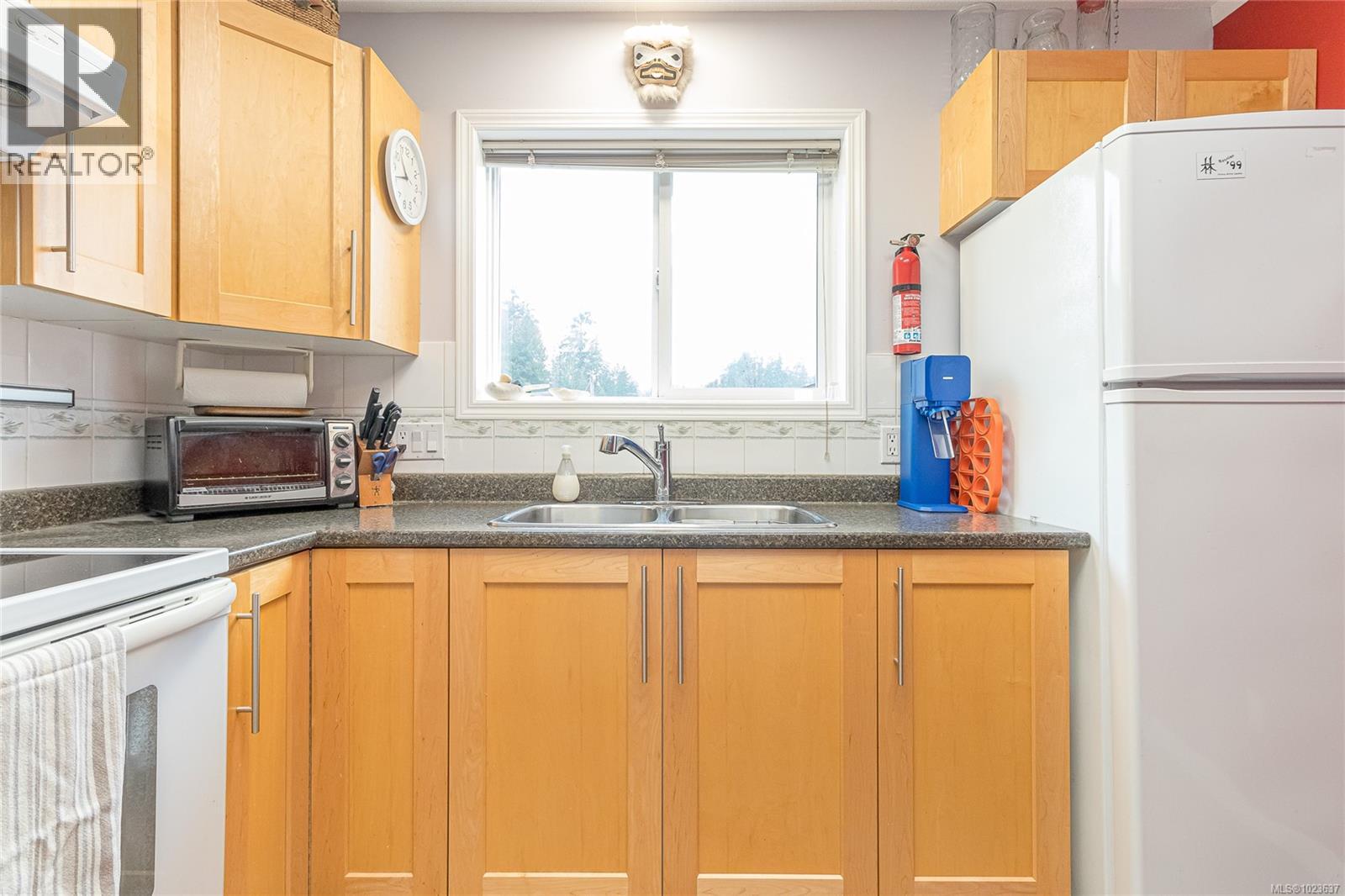 305B 3000 Oak St, Chemainus