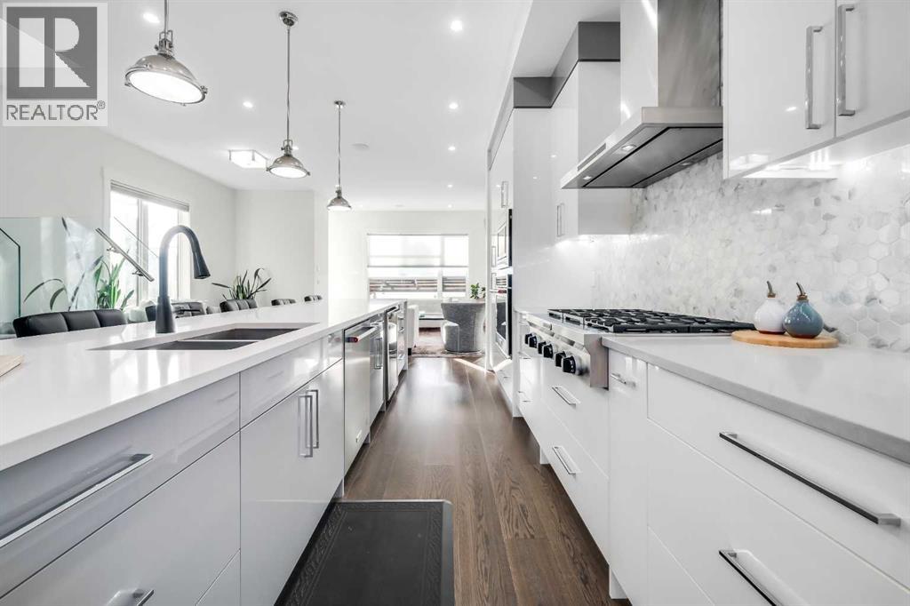 Single Family House for Sale in   Avenue NW Banff Trail Calgary 