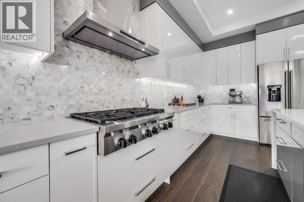 Single Family House for Sale in   Avenue NW Banff Trail Calgary 