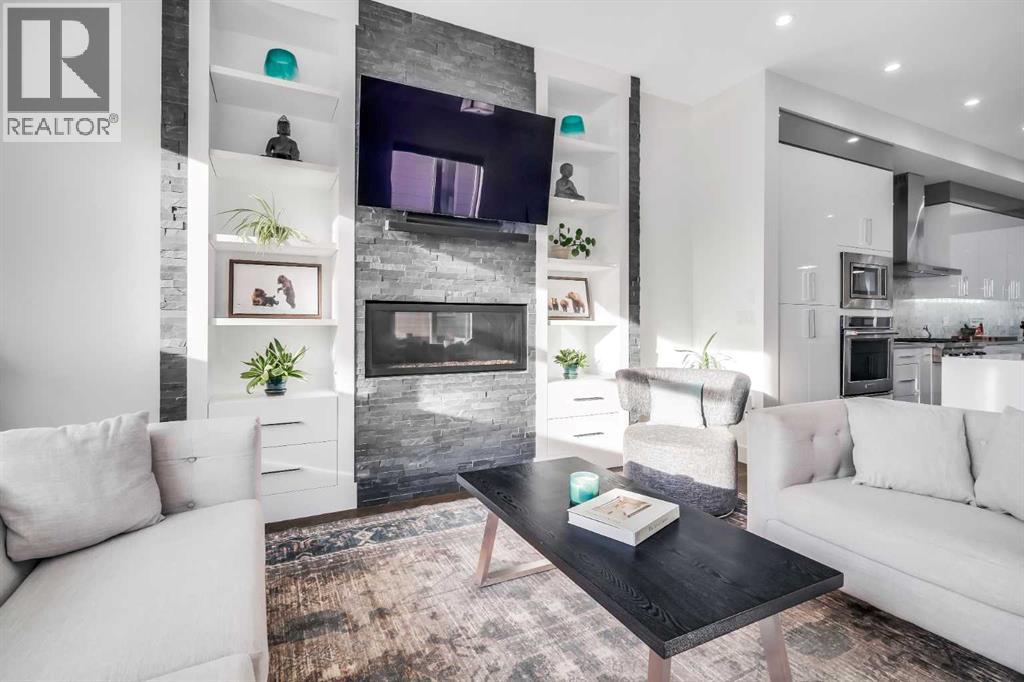 Single Family House for Sale in   Avenue NW Banff Trail Calgary 