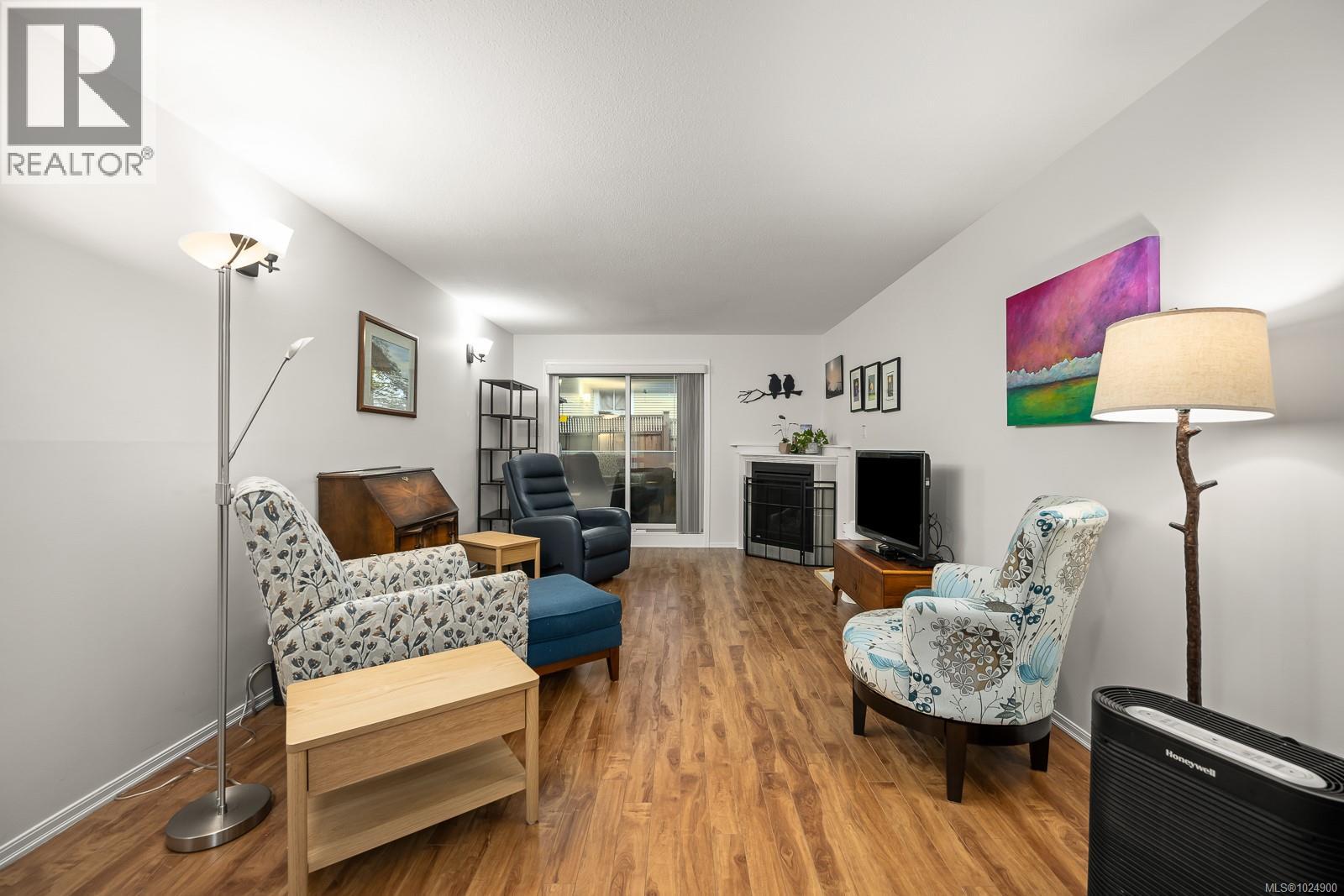 #104 1970 Comox Ave - 2