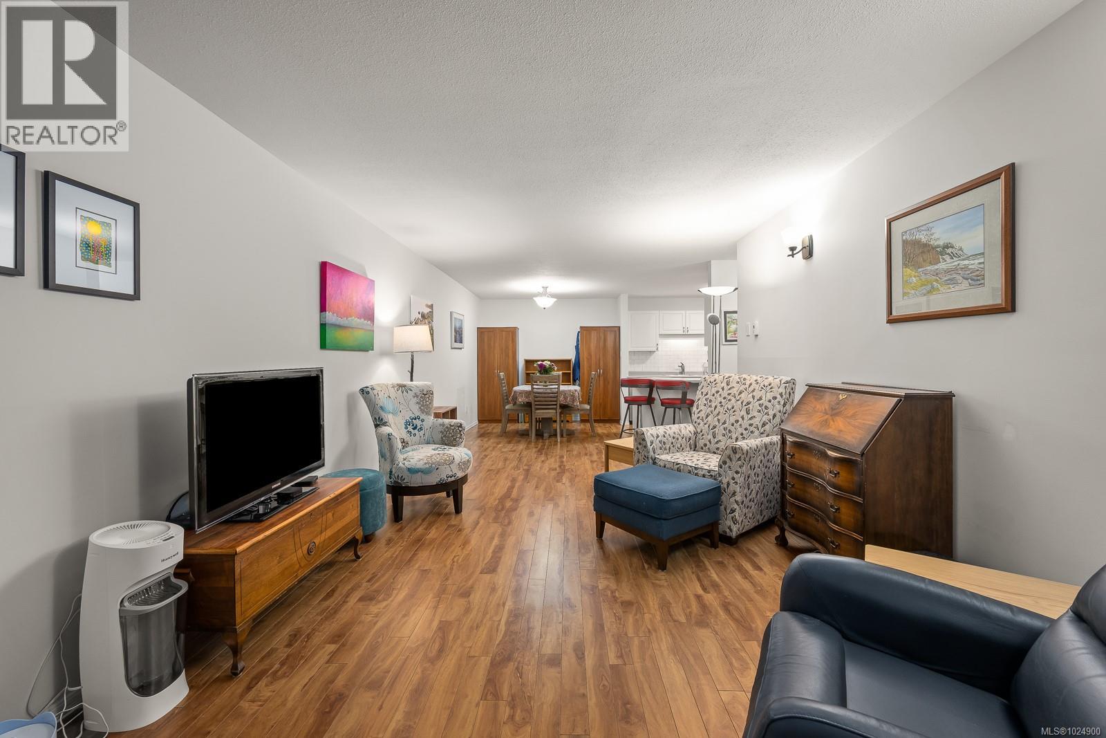 #104 1970 Comox Ave - 6