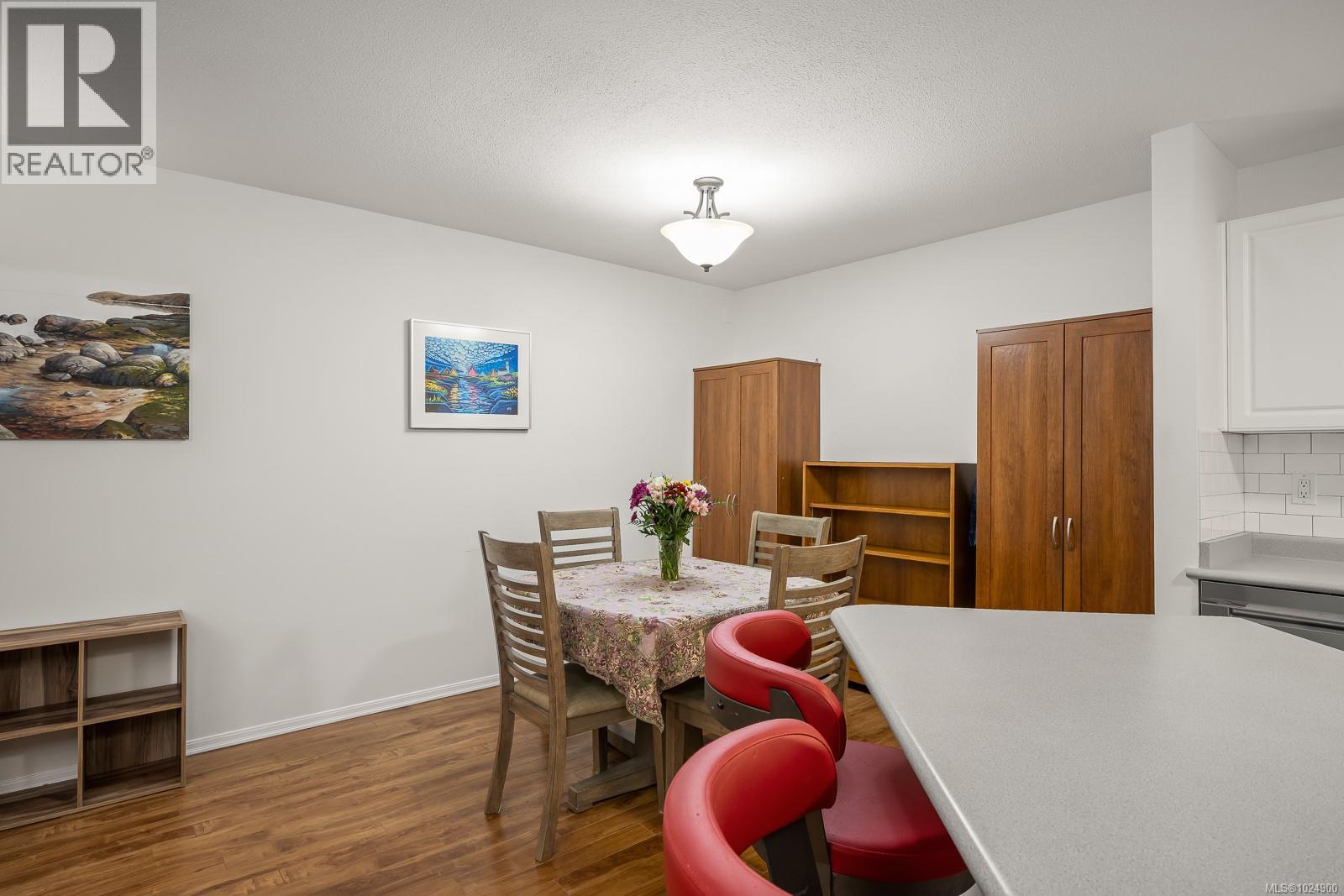 #104 1970 Comox Ave - 11
