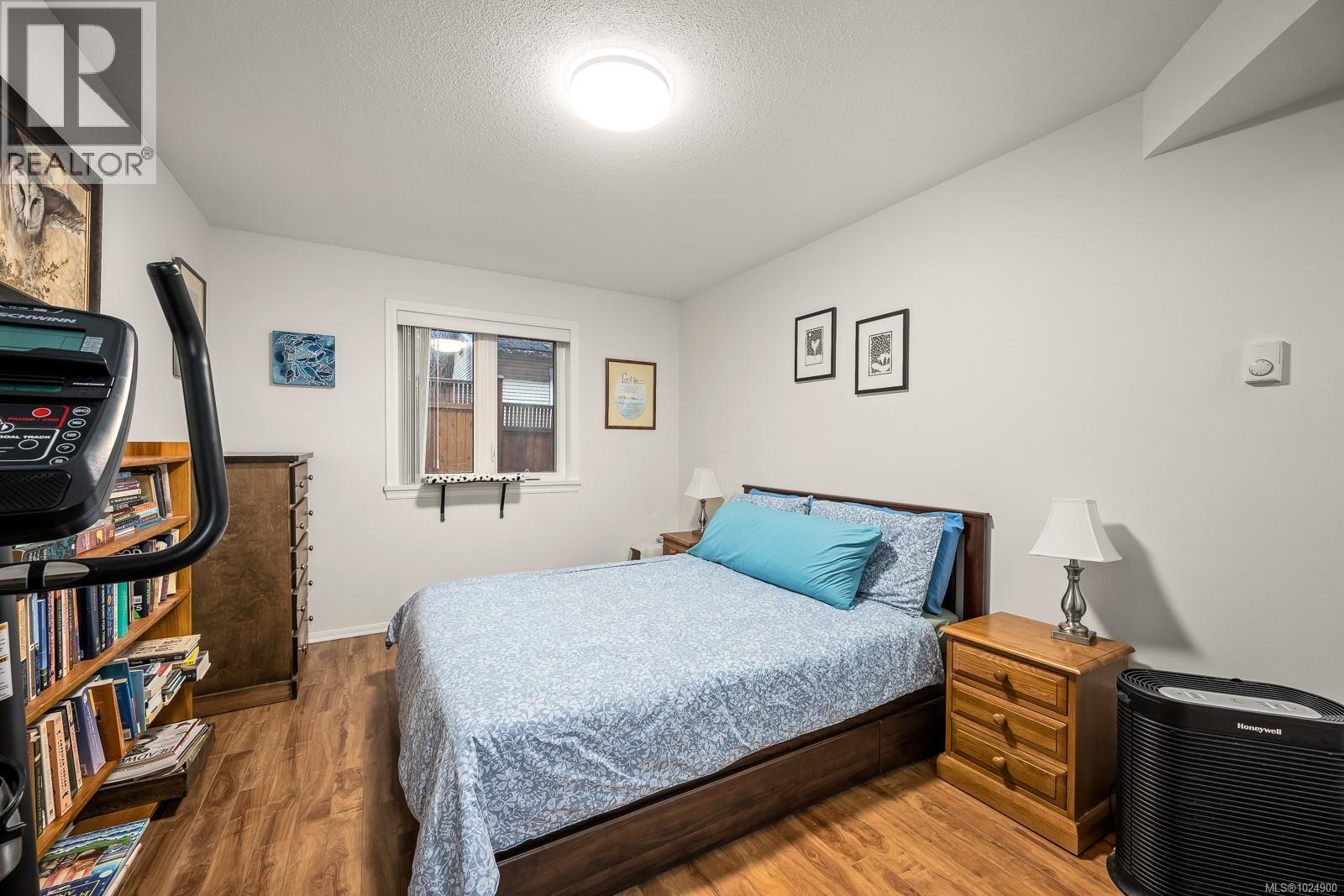 #104 1970 Comox Ave - 23