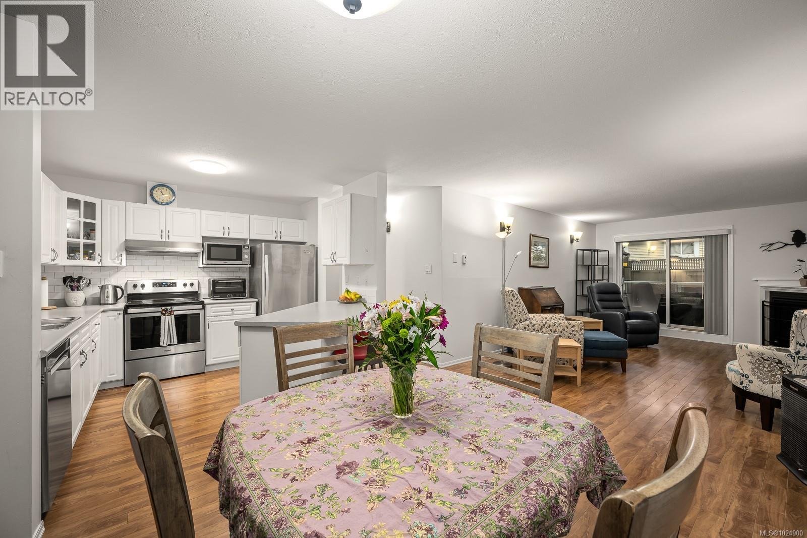 #104 1970 Comox Ave - 17