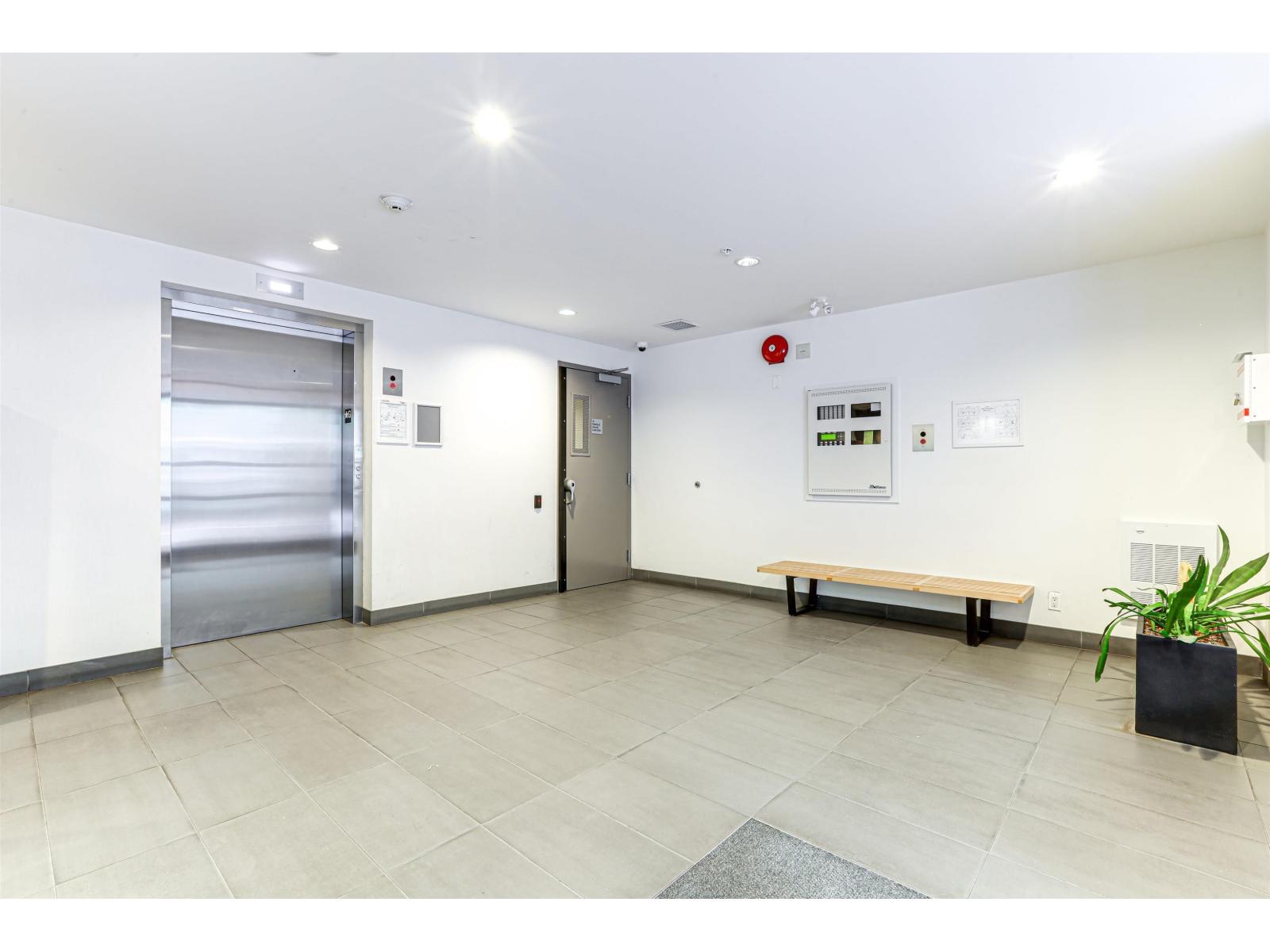 205 13925 FRASER Highway - photo 2