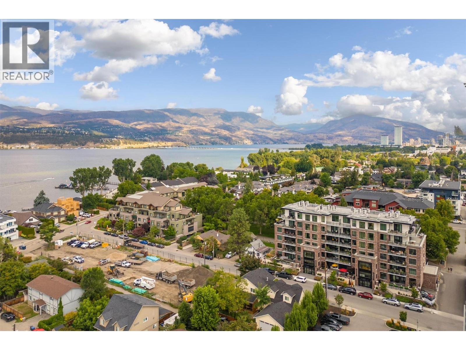 102 450 Groves Avenue, Kelowna