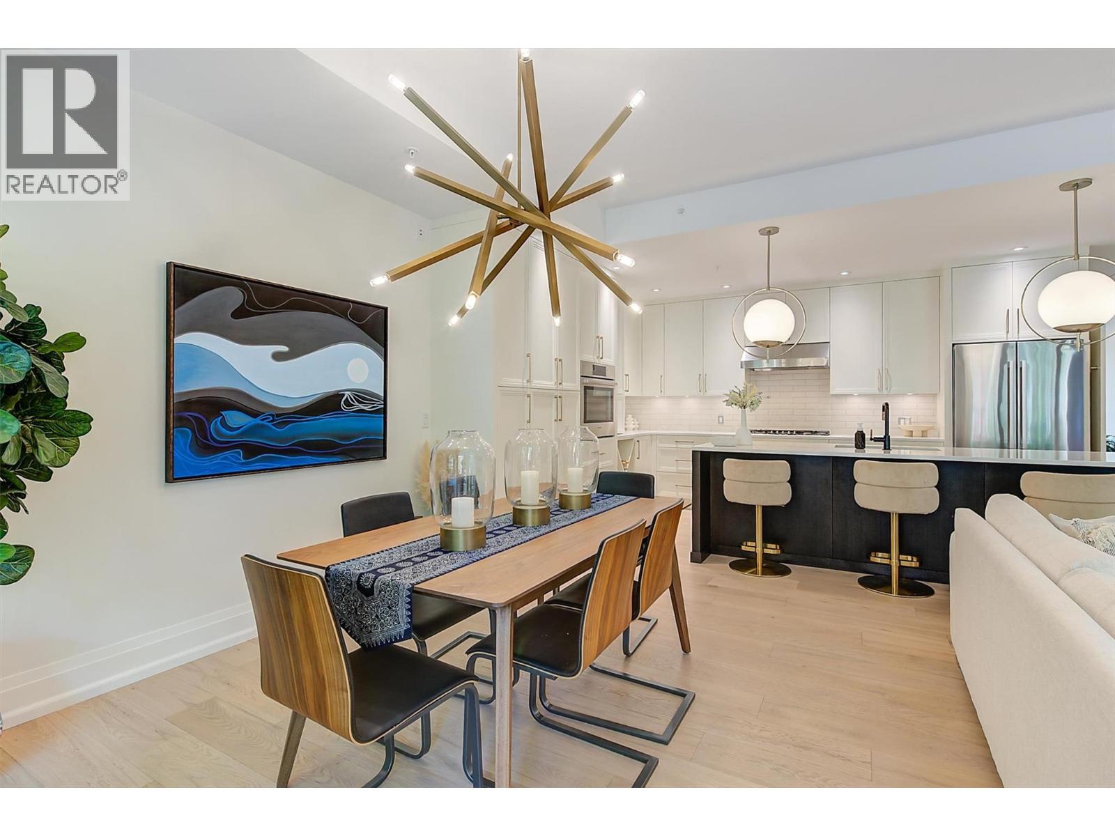 102 450 Groves Avenue, Kelowna