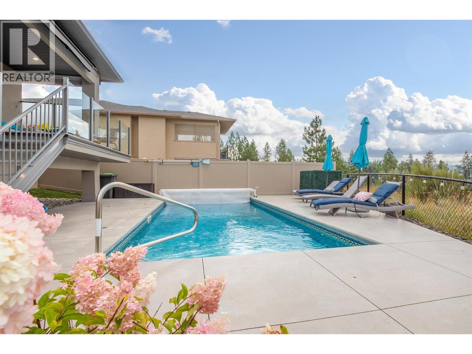 6 514 Quartz Crescent, Kelowna
