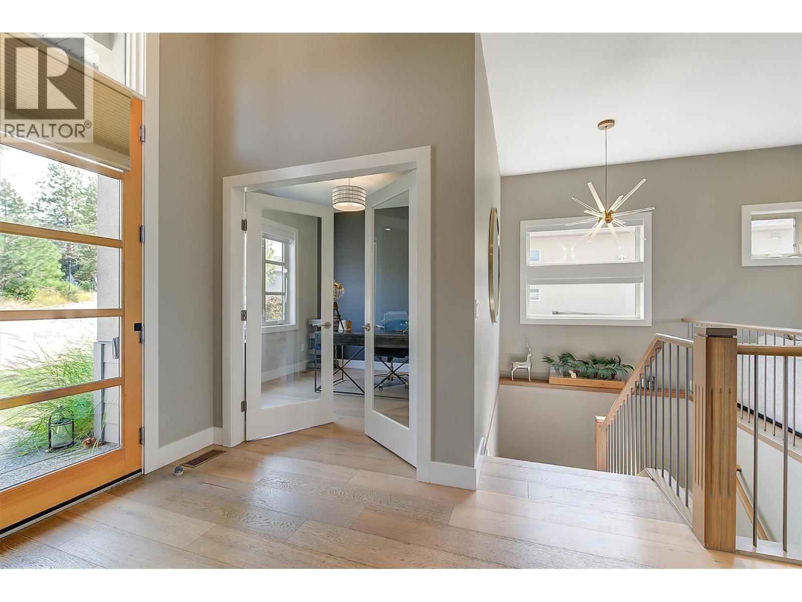 6 514 Quartz Crescent, Kelowna