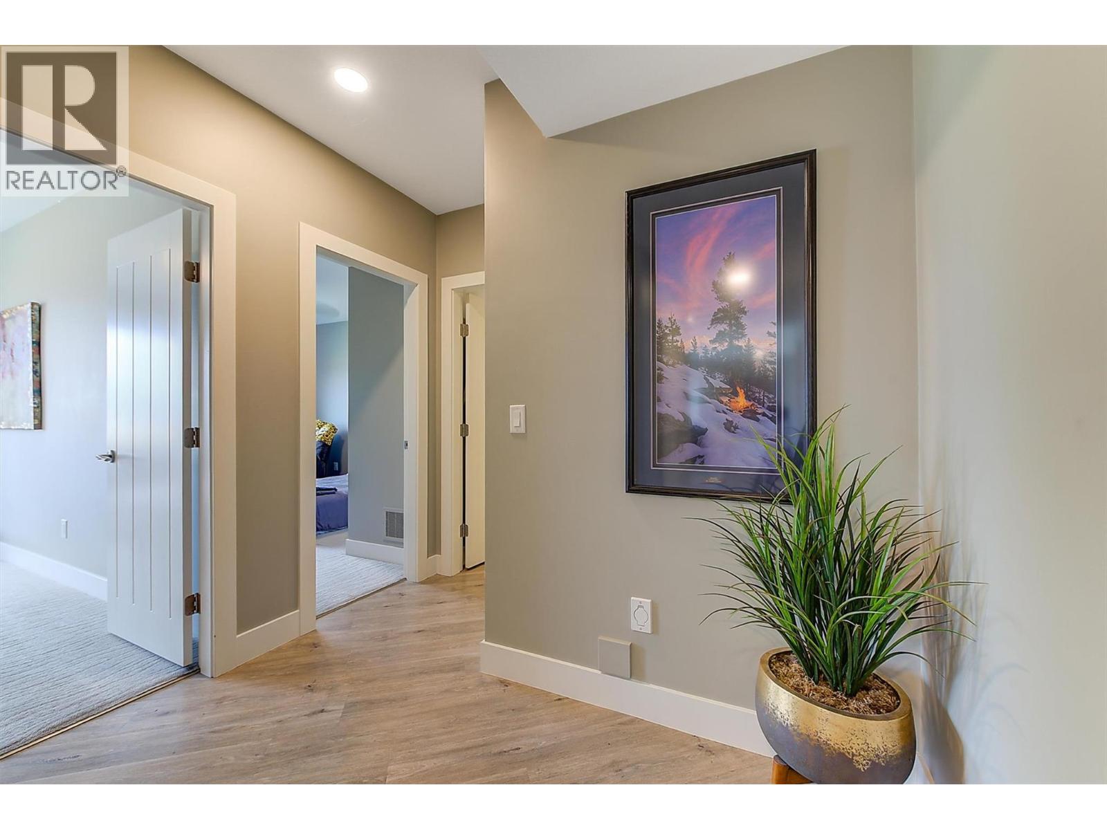 6 514 Quartz Crescent, Kelowna