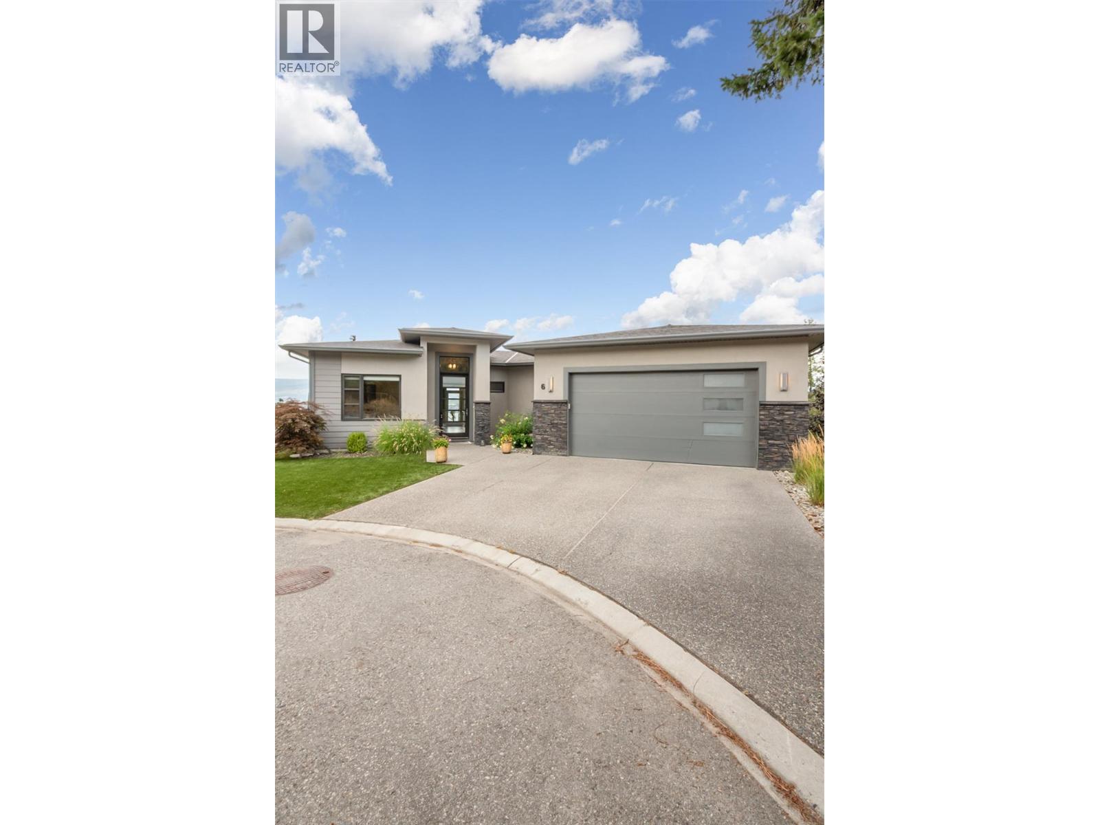 6 514 Quartz Crescent, Kelowna