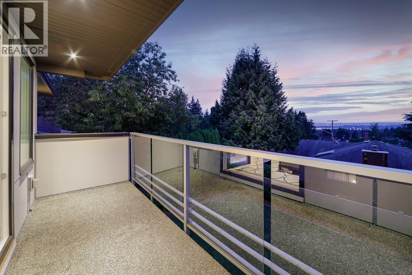517 GRANADA CRESCENT, North Vancouver