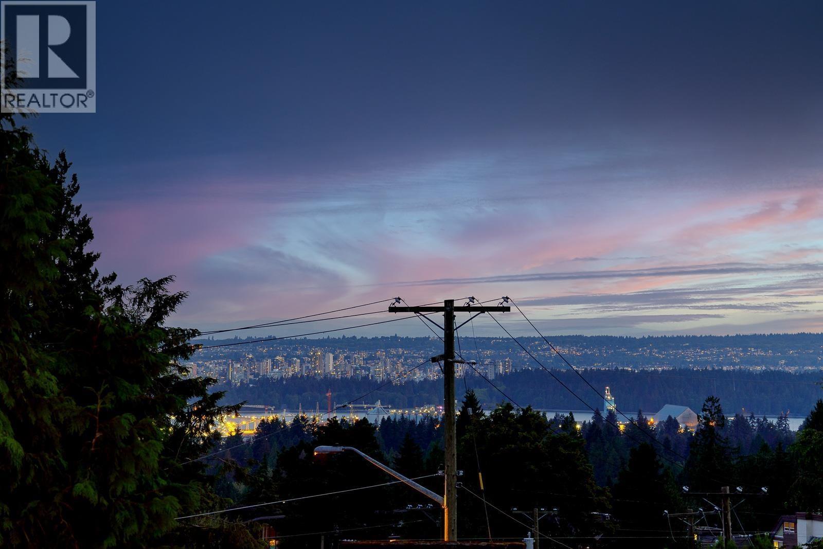 517 GRANADA CRESCENT, North Vancouver