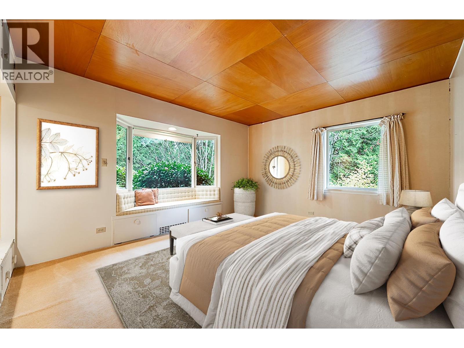 2847 MATHERS AVENUE, West Vancouver