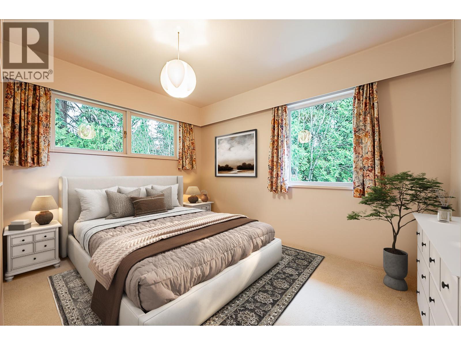 2847 MATHERS AVENUE, West Vancouver