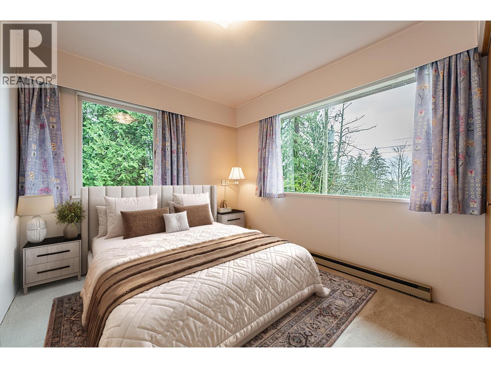 2847 MATHERS AVENUE, West Vancouver