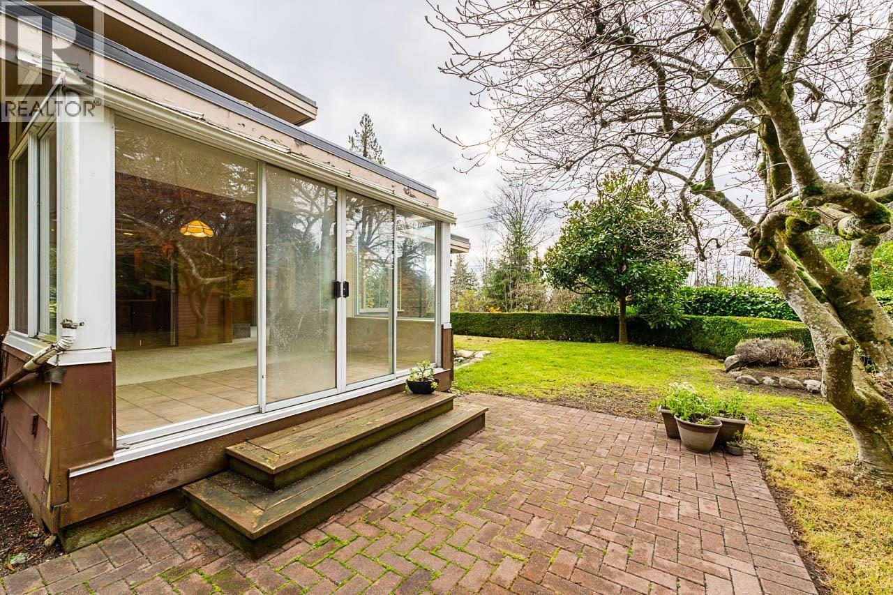 2847 MATHERS AVENUE, West Vancouver