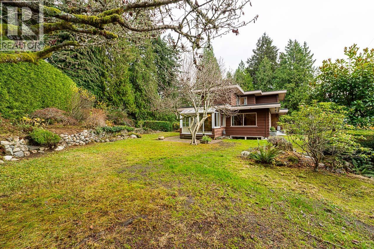 2847 MATHERS AVENUE, West Vancouver