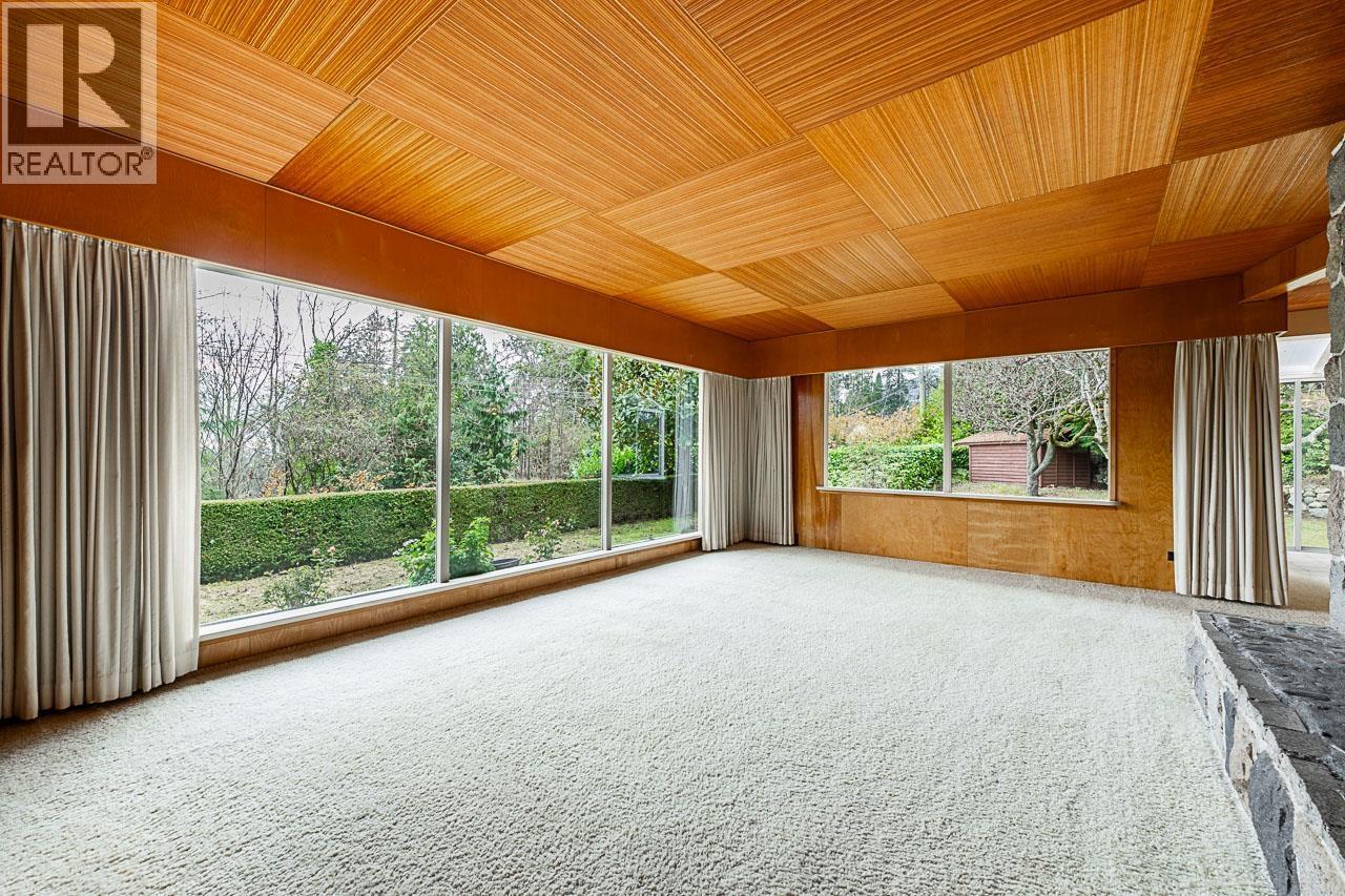 2847 MATHERS AVENUE, West Vancouver