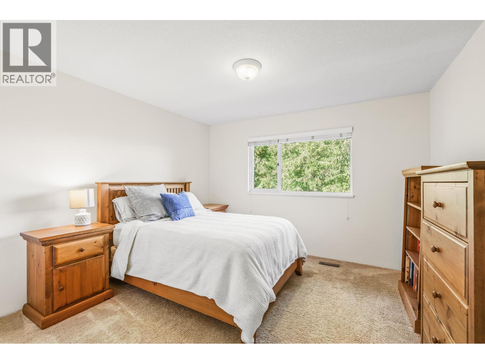 5219 HEADLAND DRIVE, West Vancouver