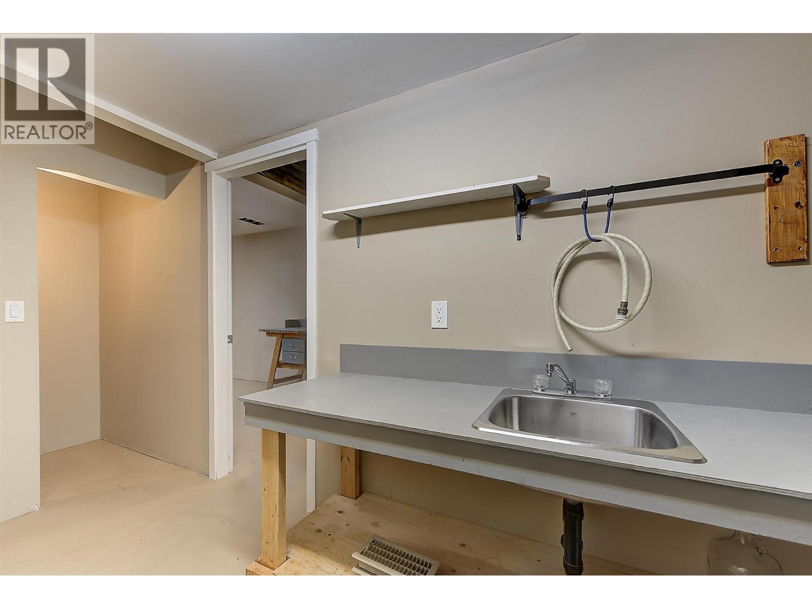 273 4035 Gellatly Road South, West Kelowna