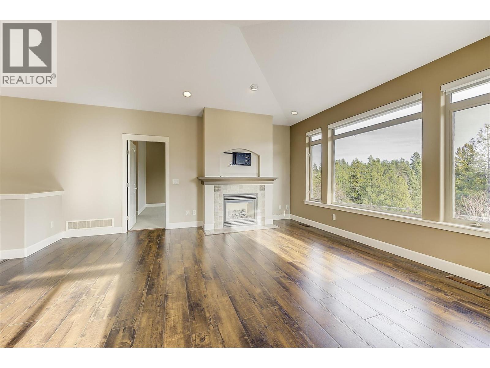 273 4035 Gellatly Road South, West Kelowna