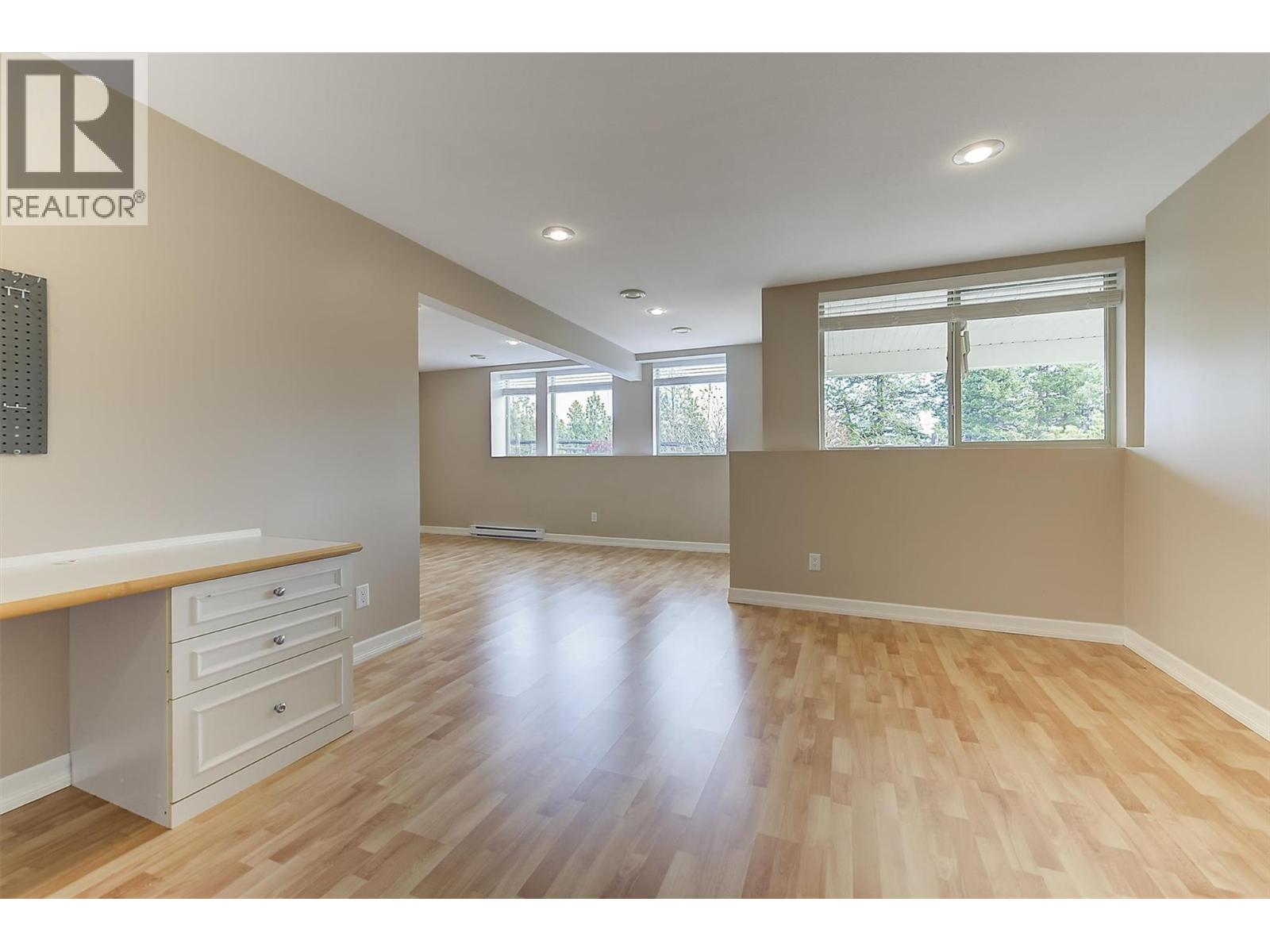 273 4035 Gellatly Road South, West Kelowna