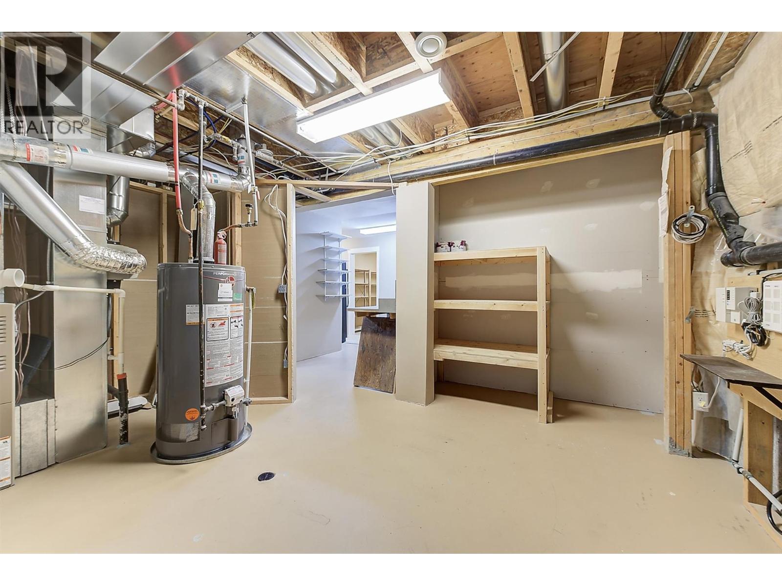 273 4035 Gellatly Road South, West Kelowna