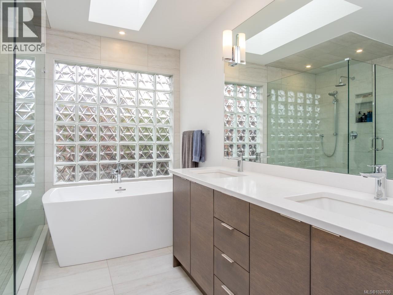 1701 Admiral Tryon Blvd, French Creek