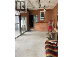 324 Hartland Avenue, Midway, BC V0H1M0 Photo 29