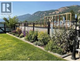324 Hartland Avenue, Midway, BC V0H1M0 Photo 14