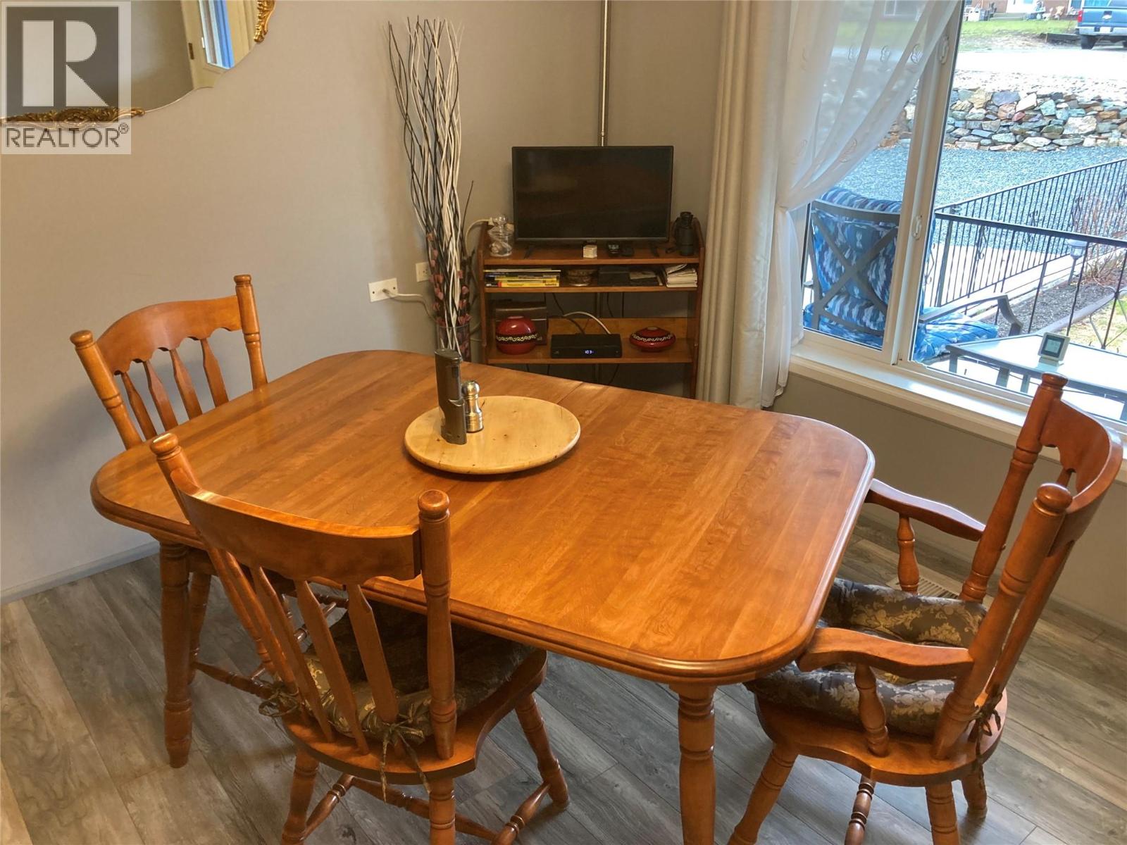 324 Hartland Avenue - 49