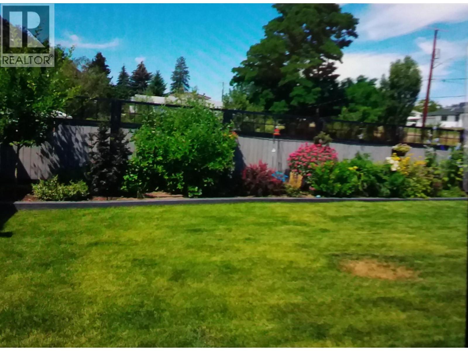 324 Hartland Avenue, Midway