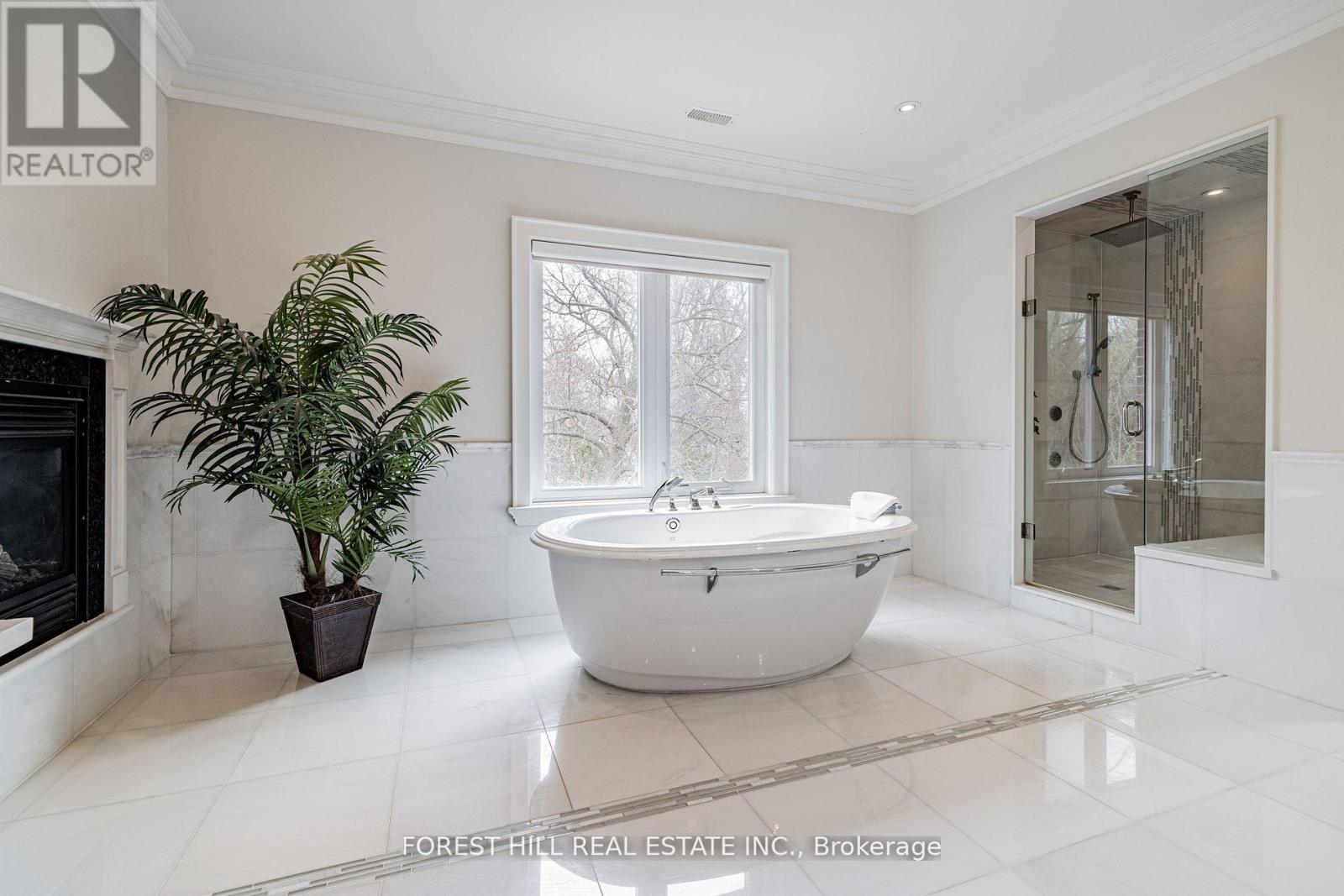 60 HAWKSBURY DRIVE - 31
