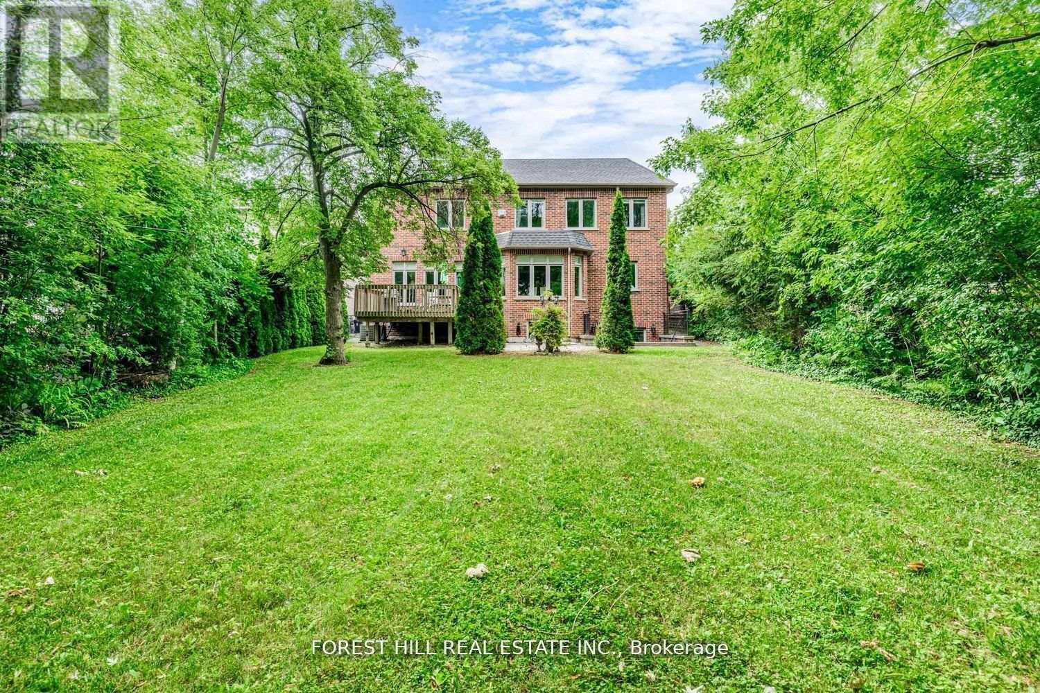 60 HAWKSBURY DRIVE - 46