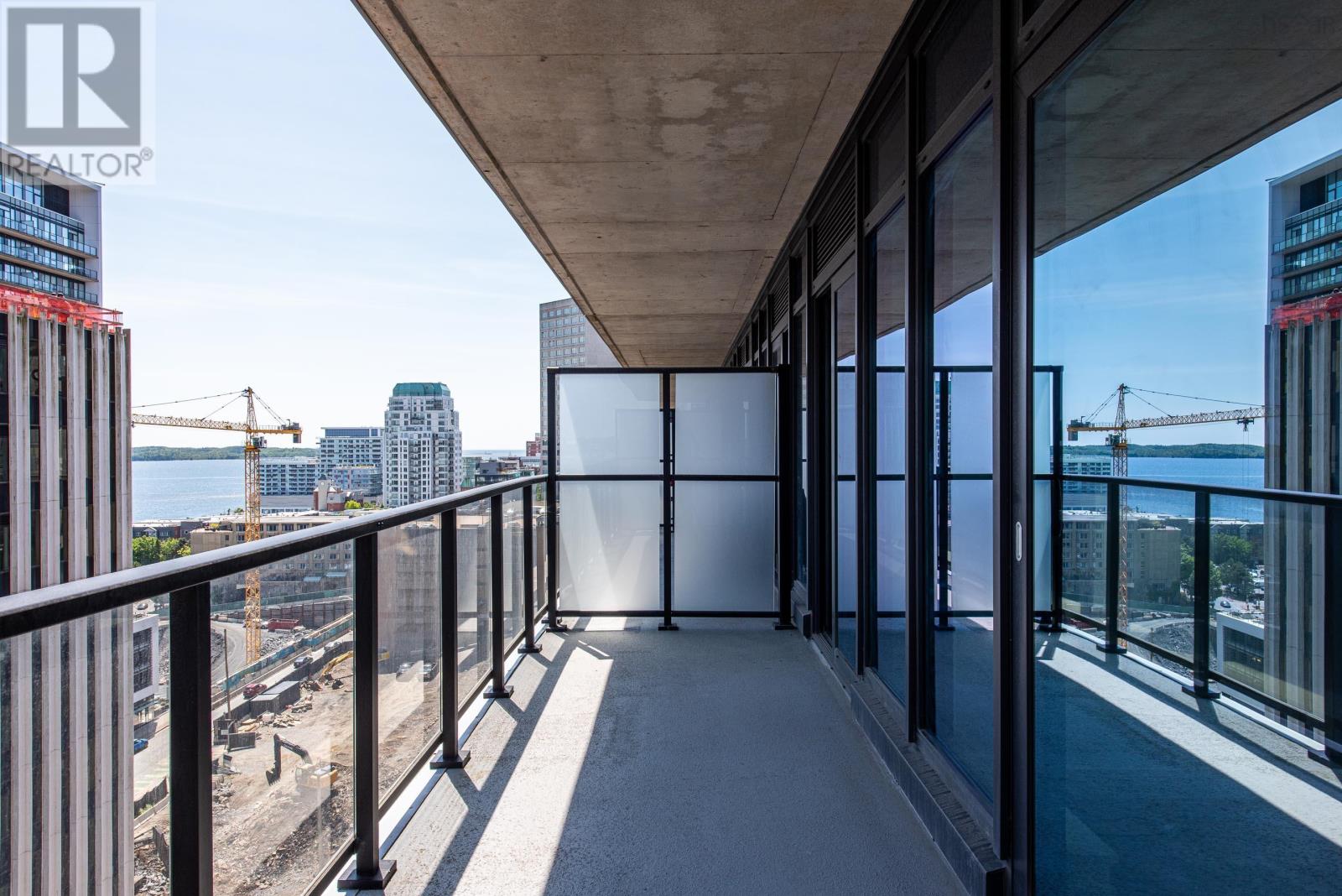 Property 20 of 36 of 1006 1650 Granville Street