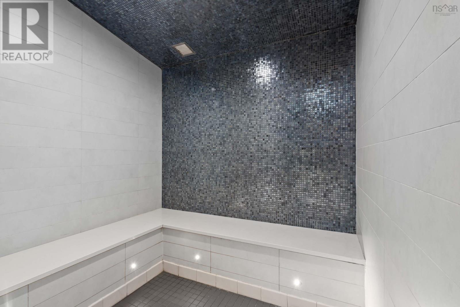 Property 26 of 36 of 1006 1650 Granville Street