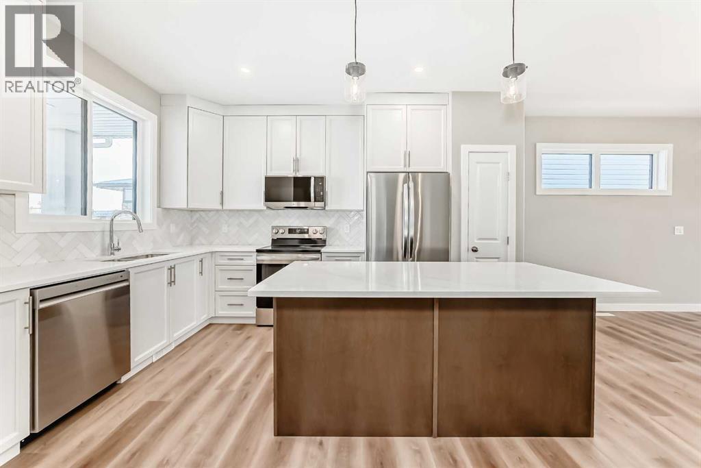 22 Tagish Avenue, Red Deer