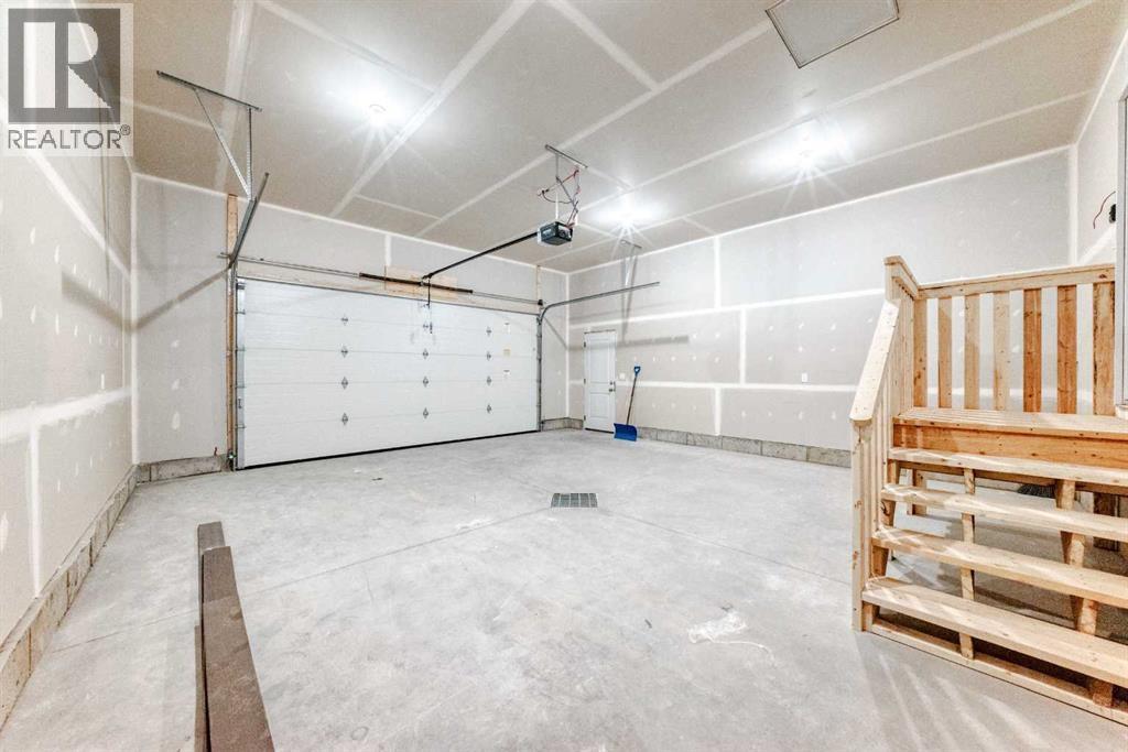 22 Tagish Avenue, Red Deer