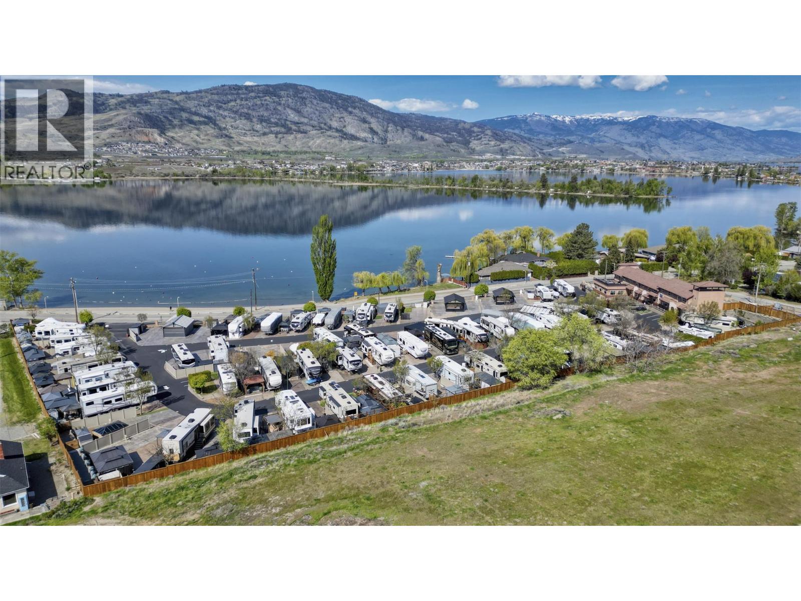 26 3207 LAKESHORE Drive, Osoyoos