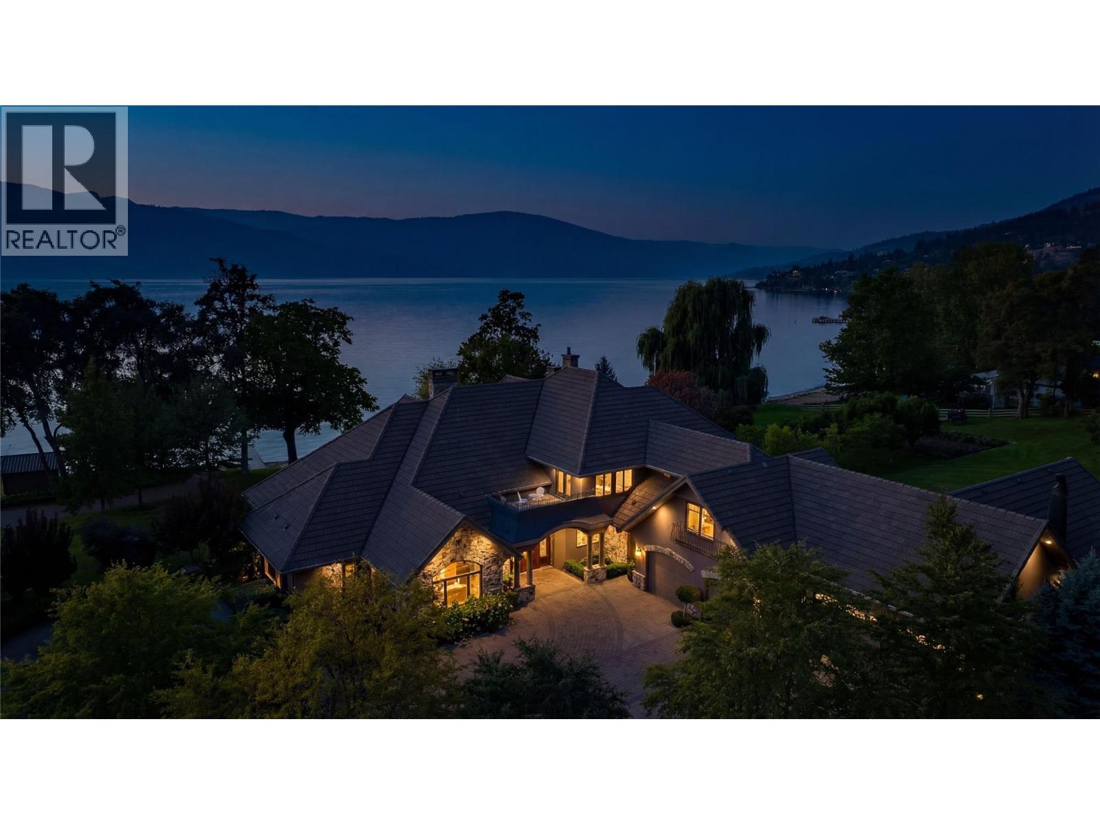 12056 Okanagan Centre Road West, Lake Country