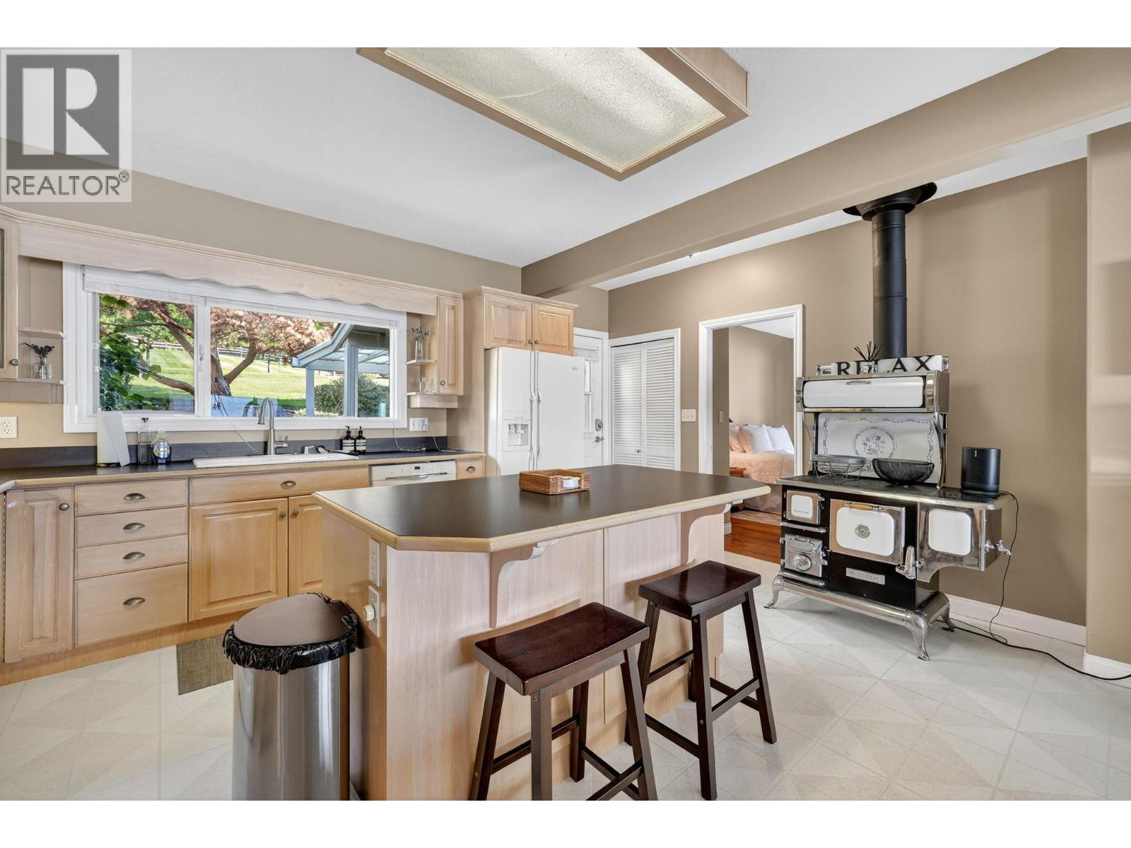  12056 Okanagan Centre Road West, Lake Country