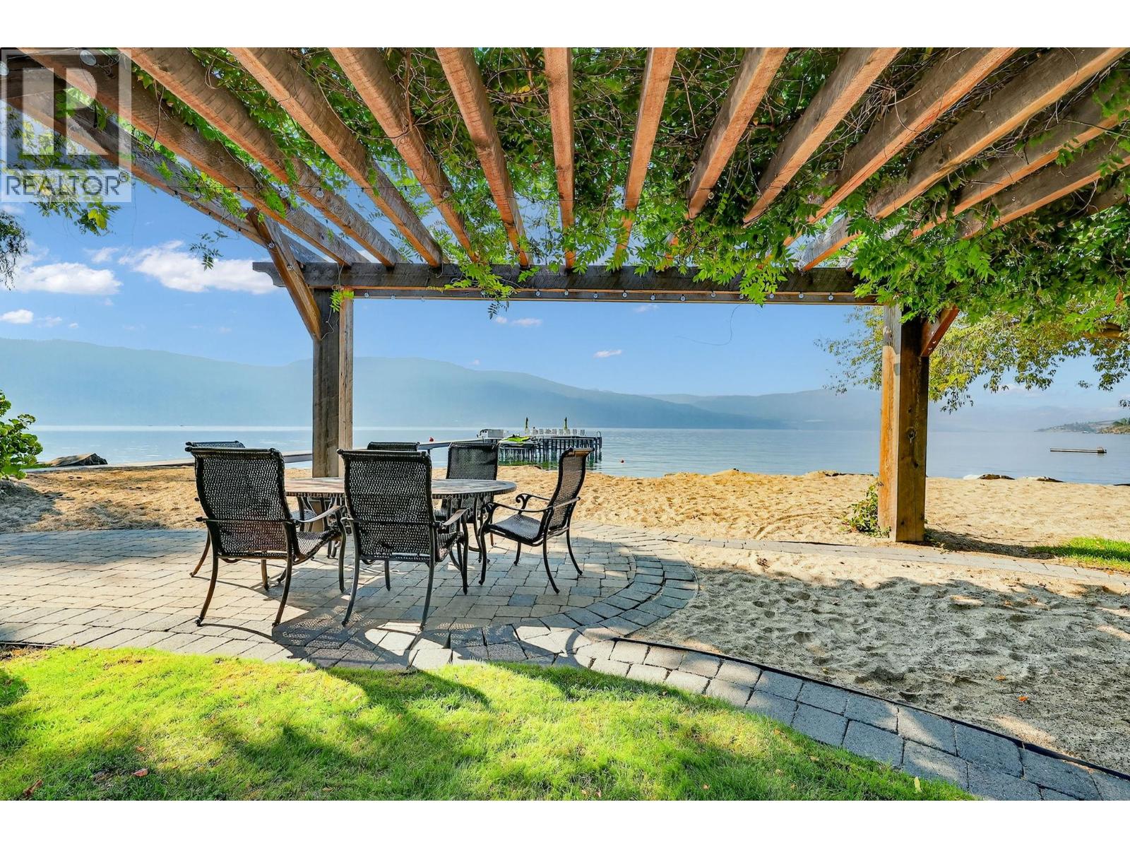  12056 Okanagan Centre Road West, Lake Country