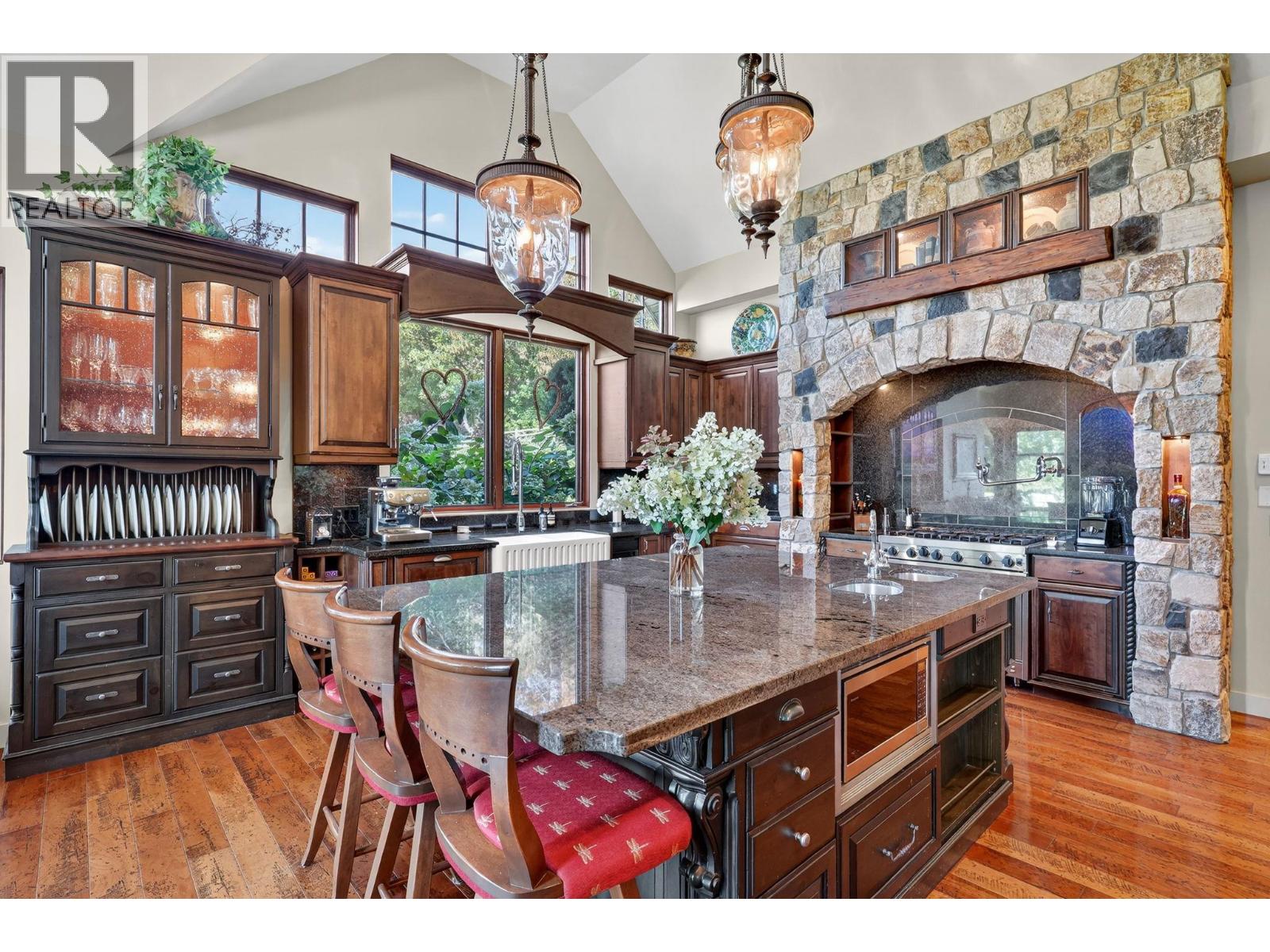  12056 Okanagan Centre Road West, Lake Country