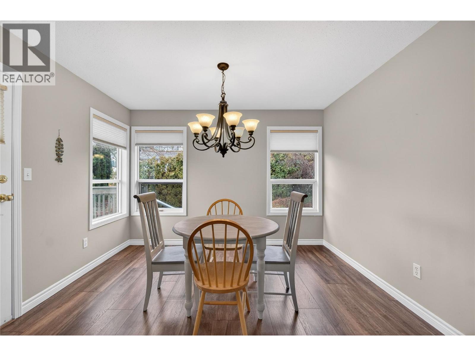  4851 13 Street Northeast, Salmon Arm