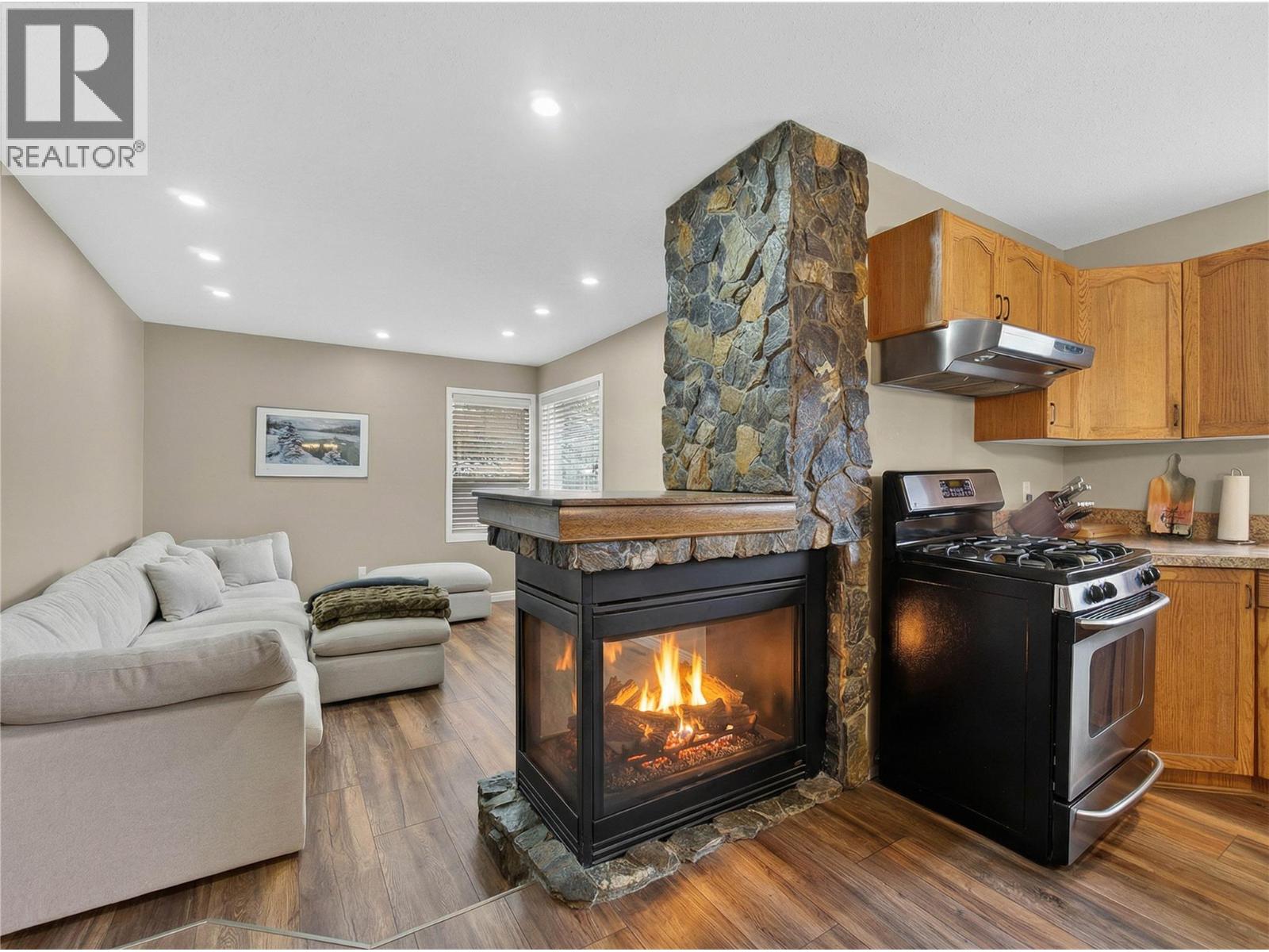  4851 13 Street Northeast, Salmon Arm