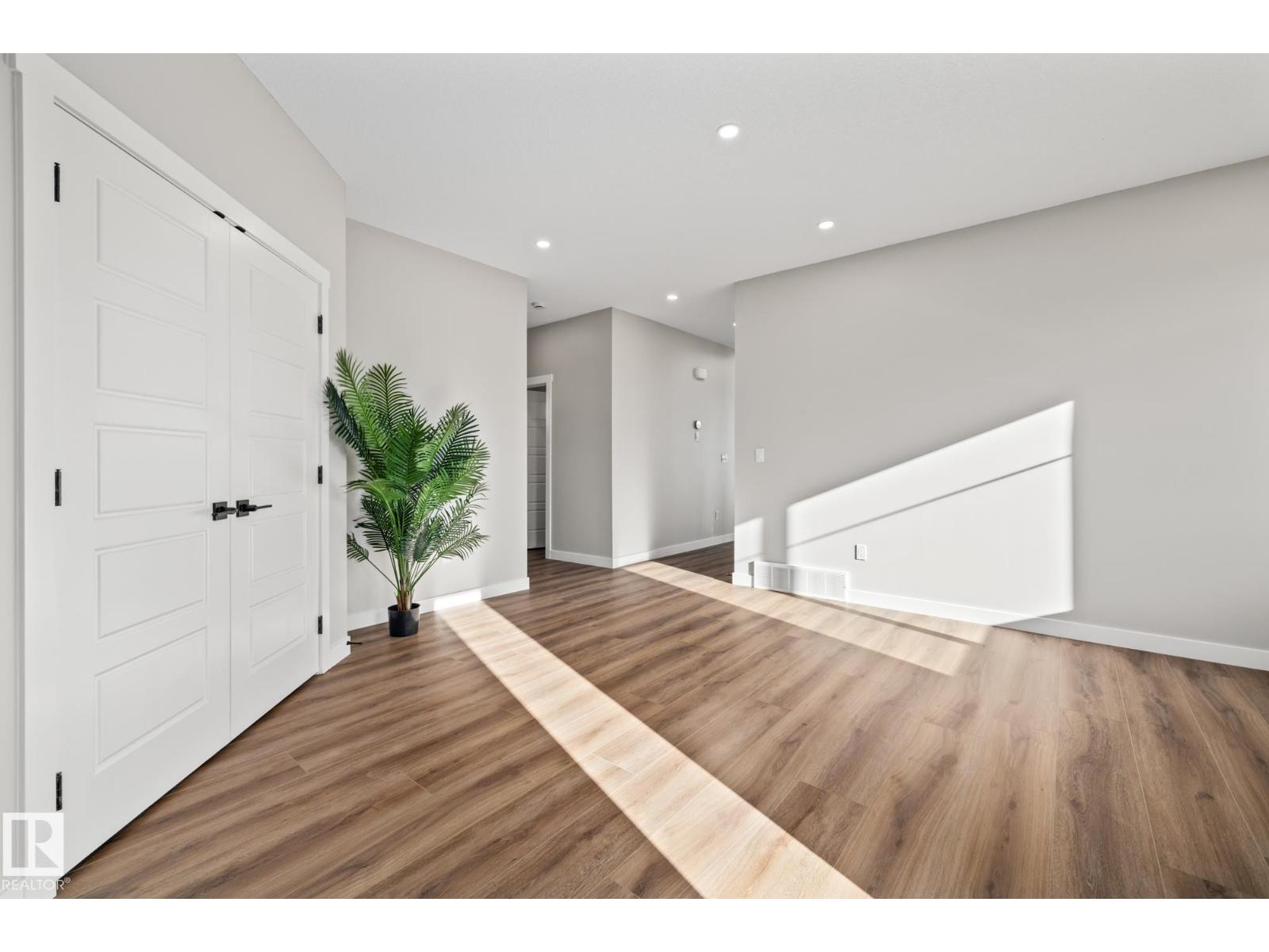 671 King ST, Spruce Grove