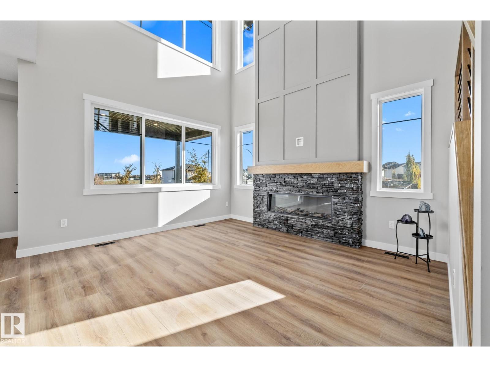 671 King ST, Spruce Grove